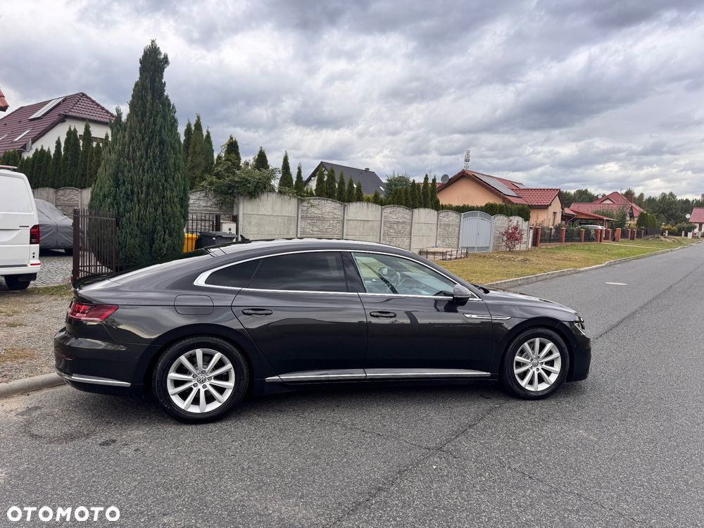 Volkswagen Arteon 2.0 TDI Bi-Turbo SCR 4Mot R-Line Edition DSG - 11