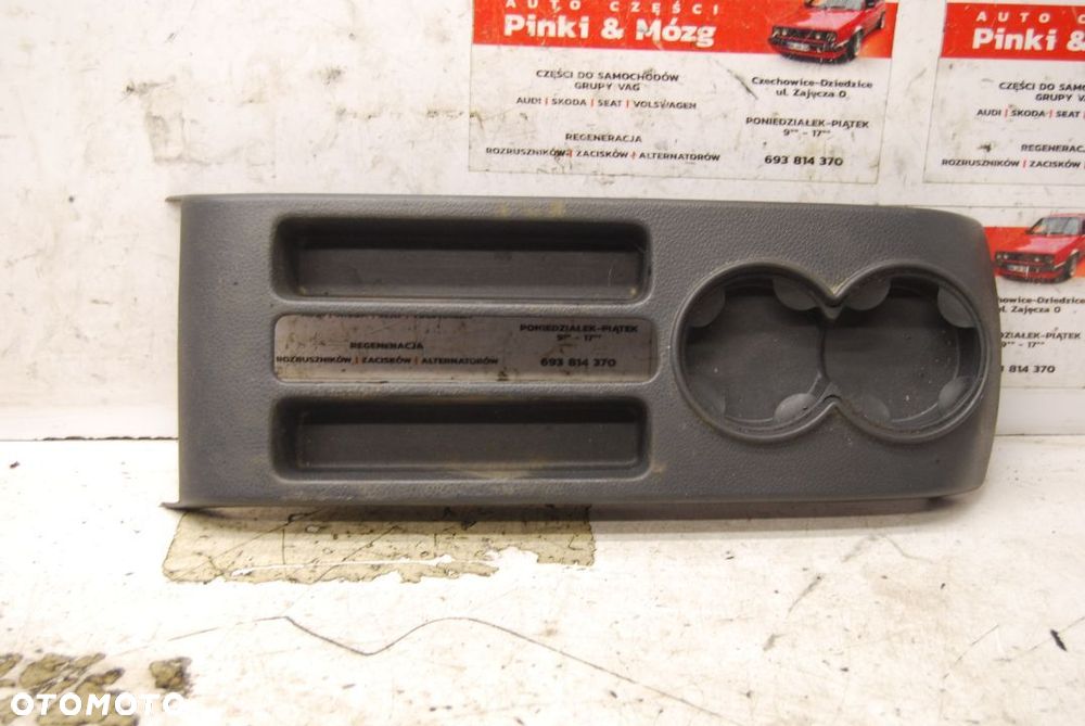 UCHWYT NA NAPOJE KUBKI 6Q0863319H VW POLO IV 9N 01-09 6Q0863319F - 1