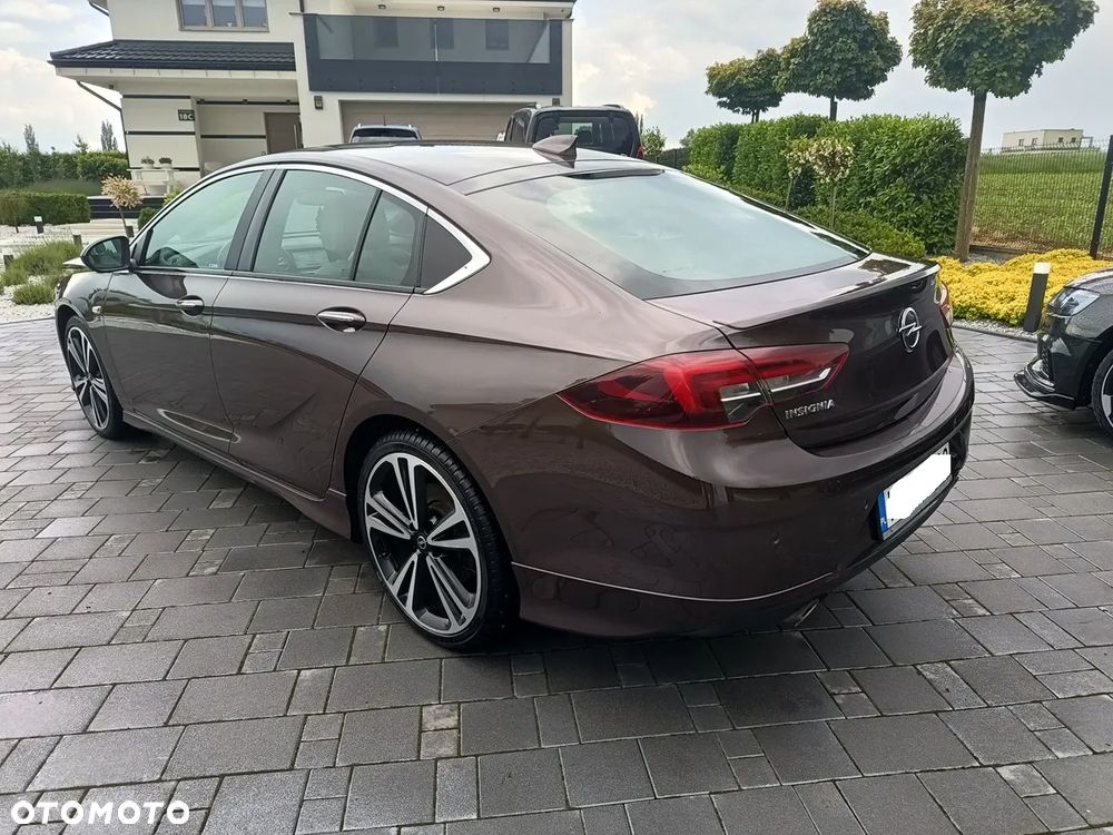 Opel Insignia 2.0 T 4x4 Innovation S&S - 7