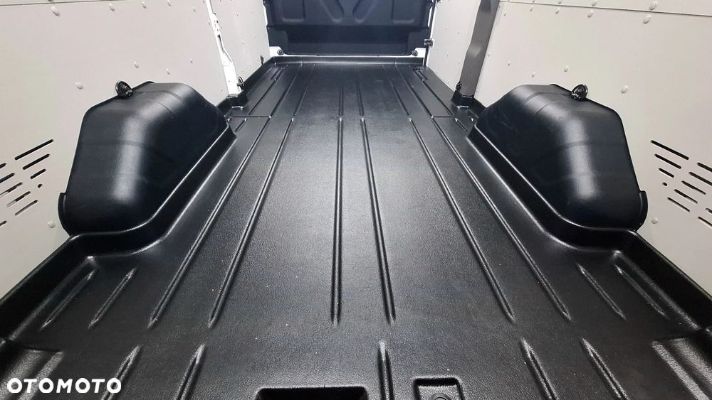 Ford Transit - 16