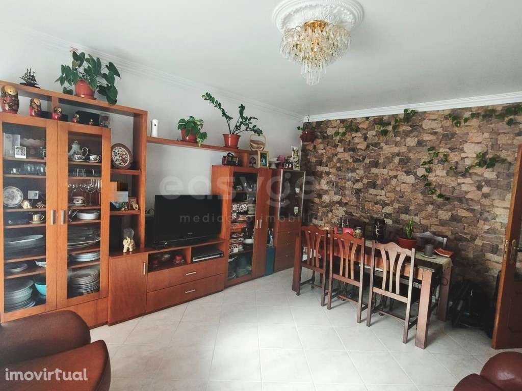 Apartamento T3 com Garagem e Vista Rio - Grande imagem: 2/18