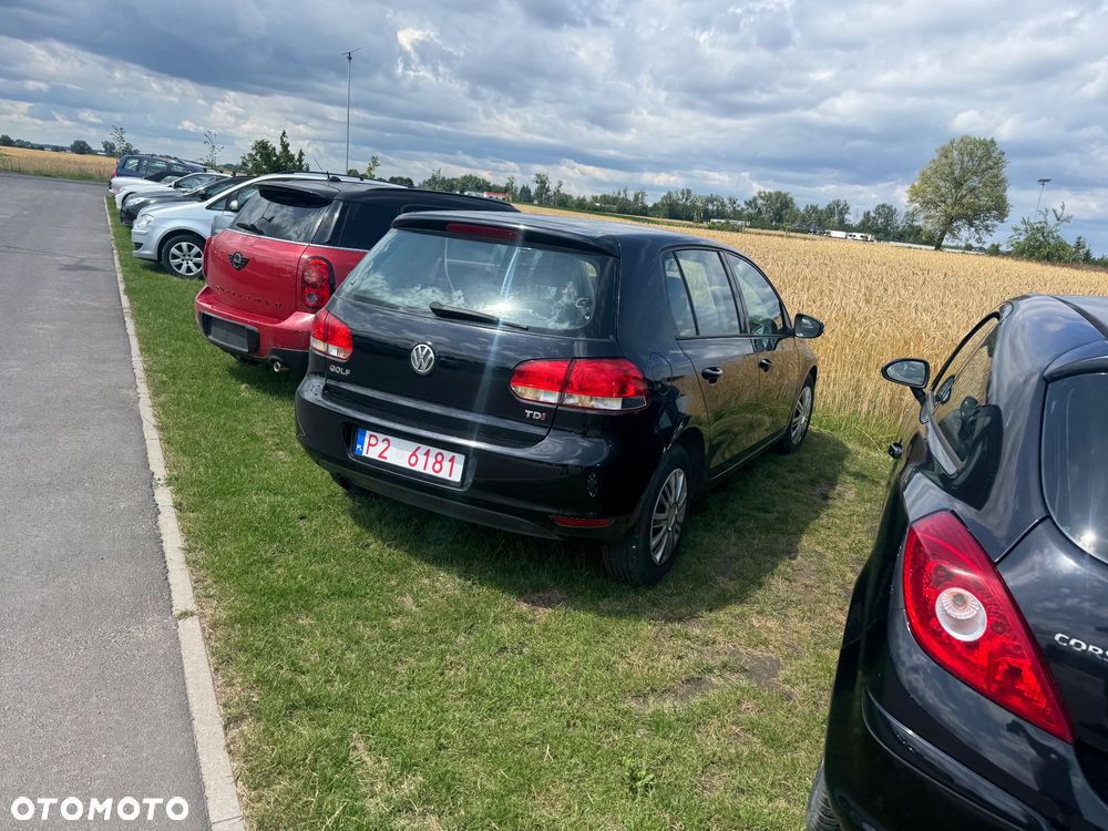 Volkswagen Golf 1.6 TDI DPF Trendline - 5