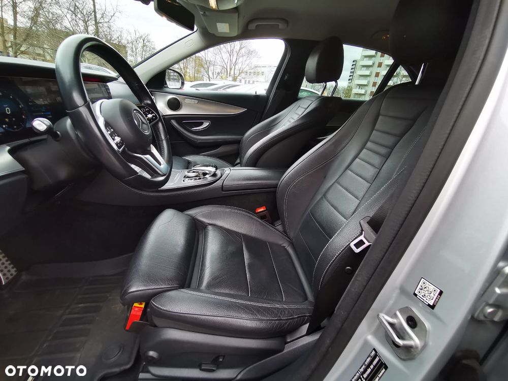 Mercedes-Benz Klasa E 200 d 9G-TRONIC - 10