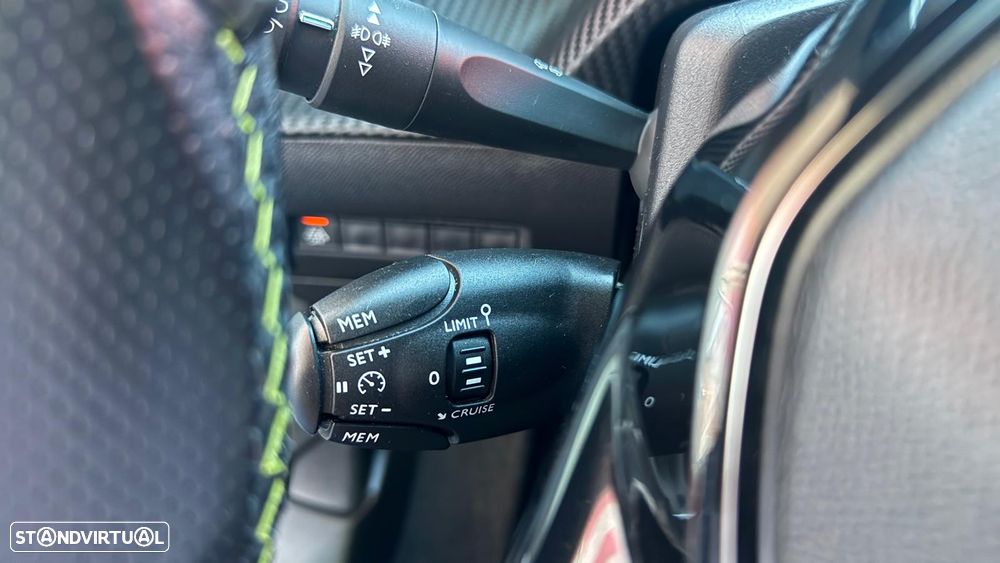 Peugeot e-2008 50 kWh GT Line - 13