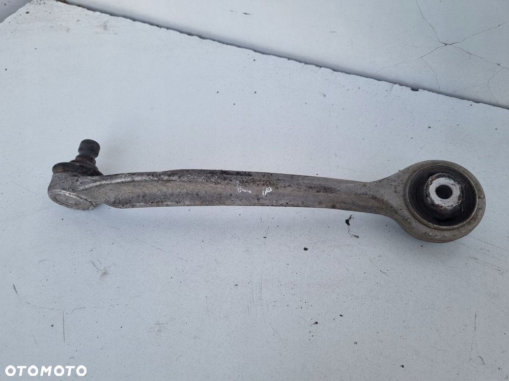 Audi A4 B5 Passat B5 PRZEDNI LEWY GÓRNY WAHACZ przód - 5