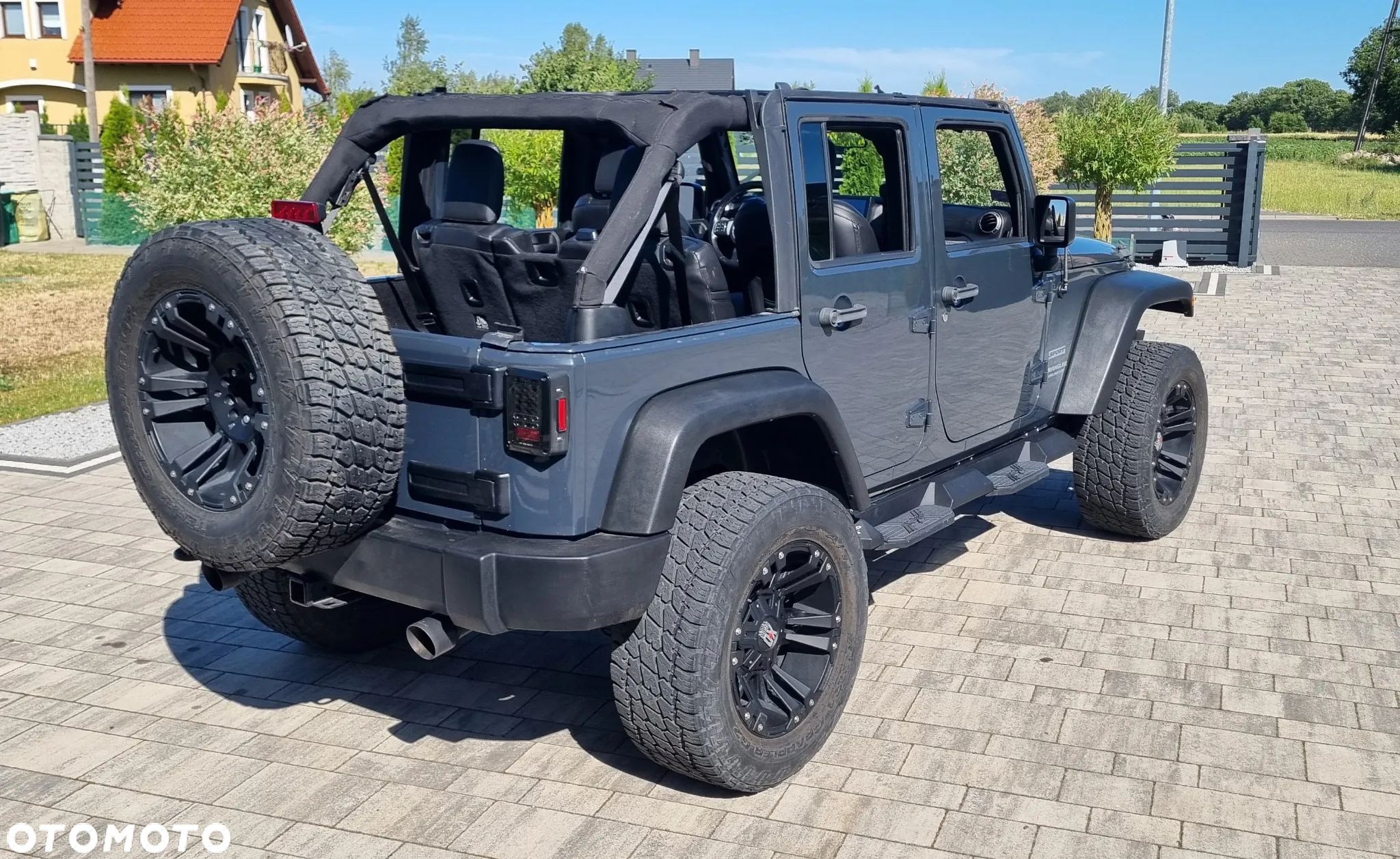 Jeep Wrangler - 13