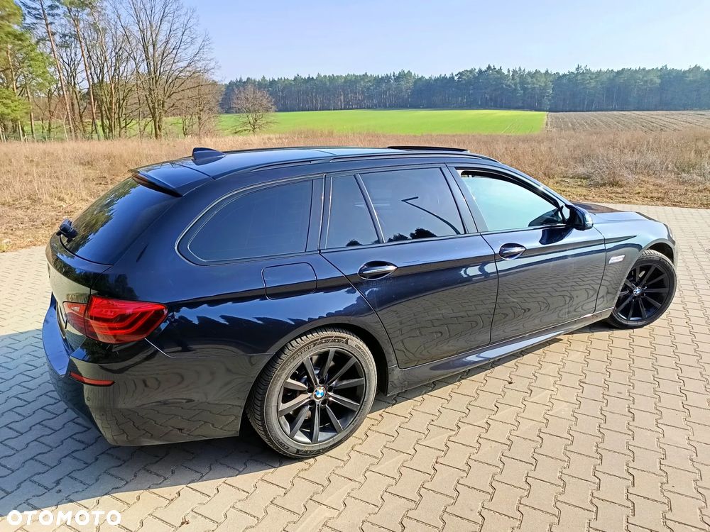 BMW Seria 5 530d xDrive Luxury Line - 28