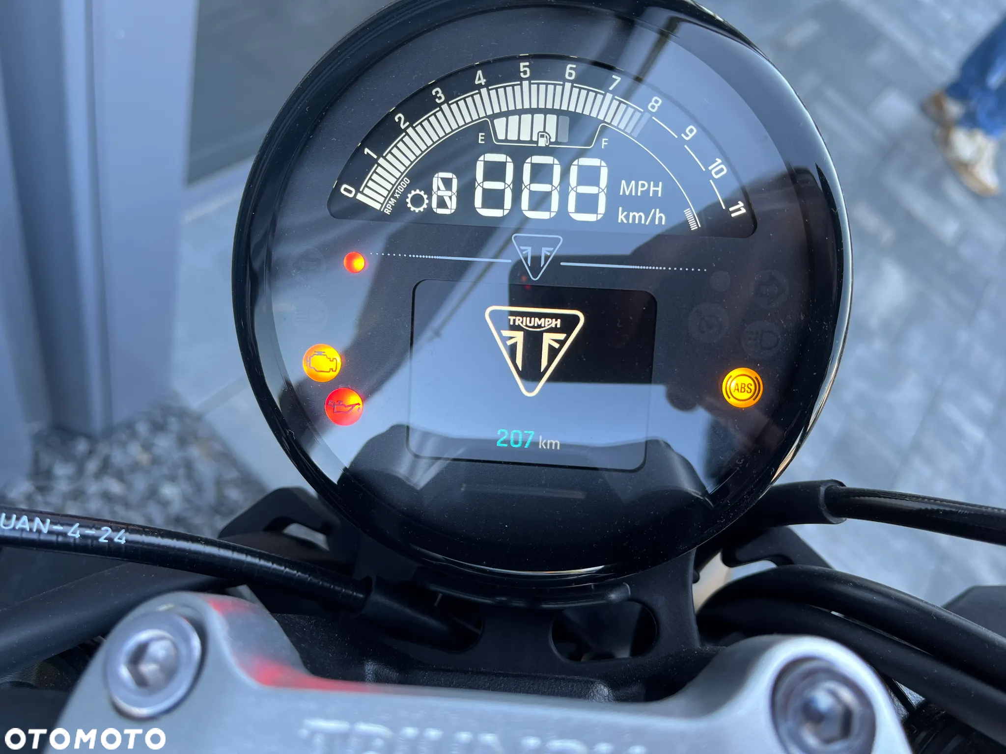 Triumph Trident - 5