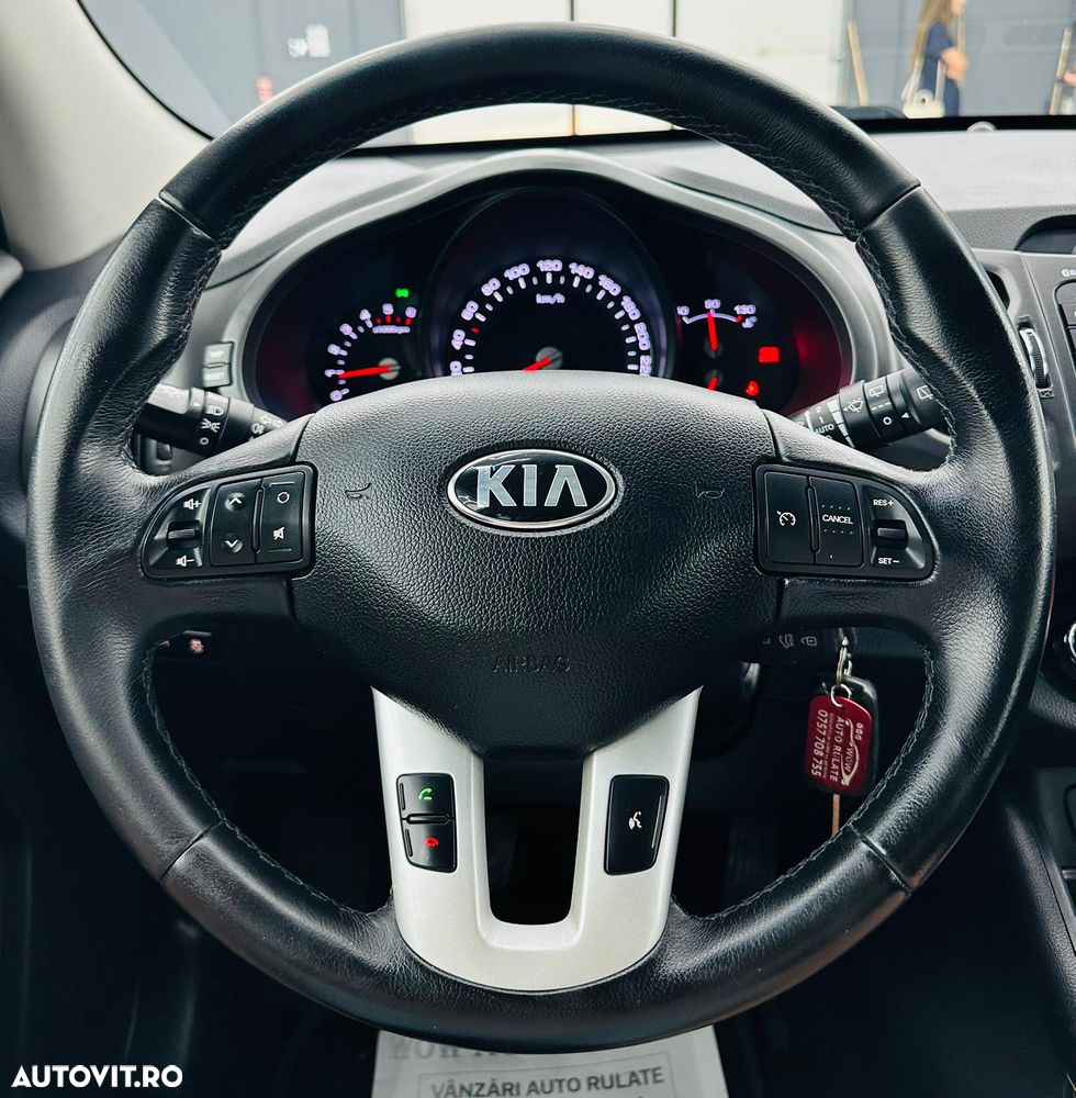 Kia Sportage 1.7 CRDI 2WD Attract - 32