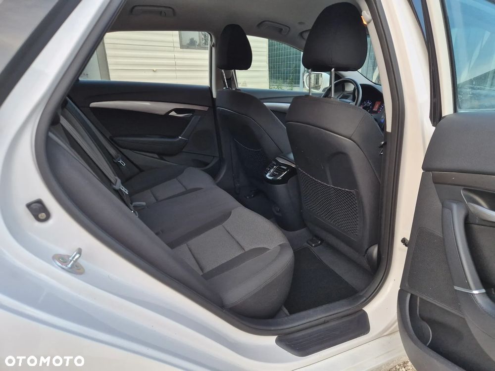 Hyundai i40 - 15