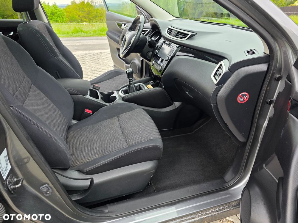 Nissan Qashqai 1.2 DIG-T N-Vision - 15