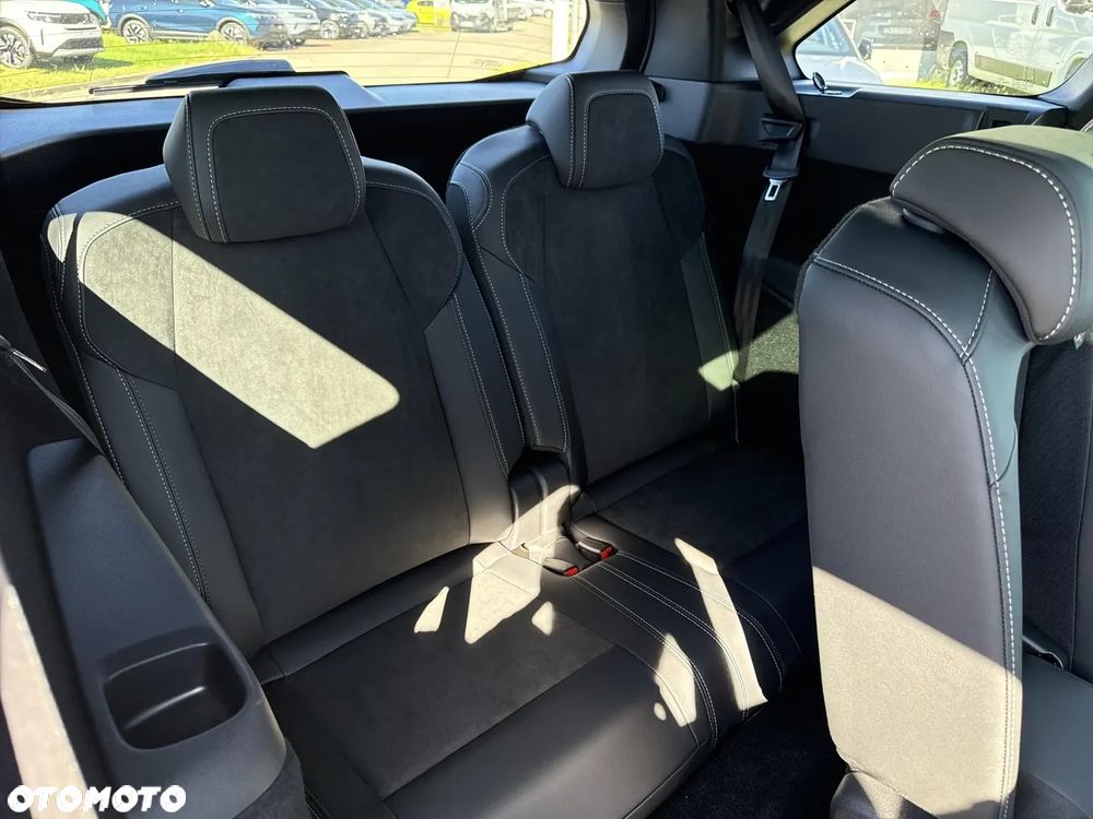 Peugeot 5008 - 18