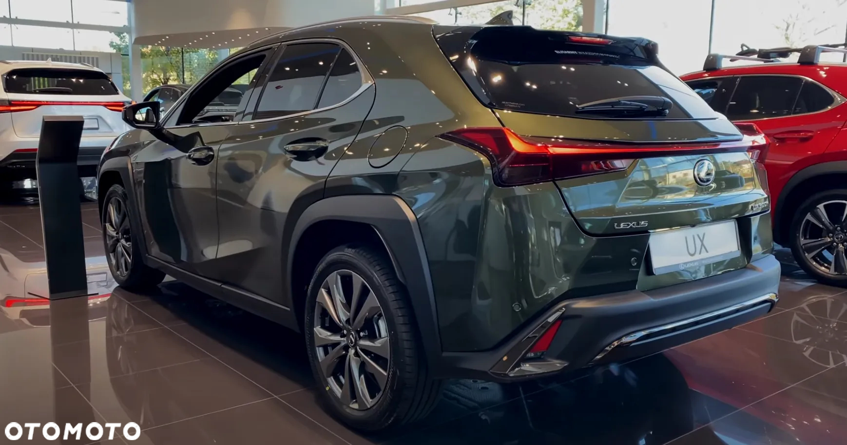 Lexus UX - 3