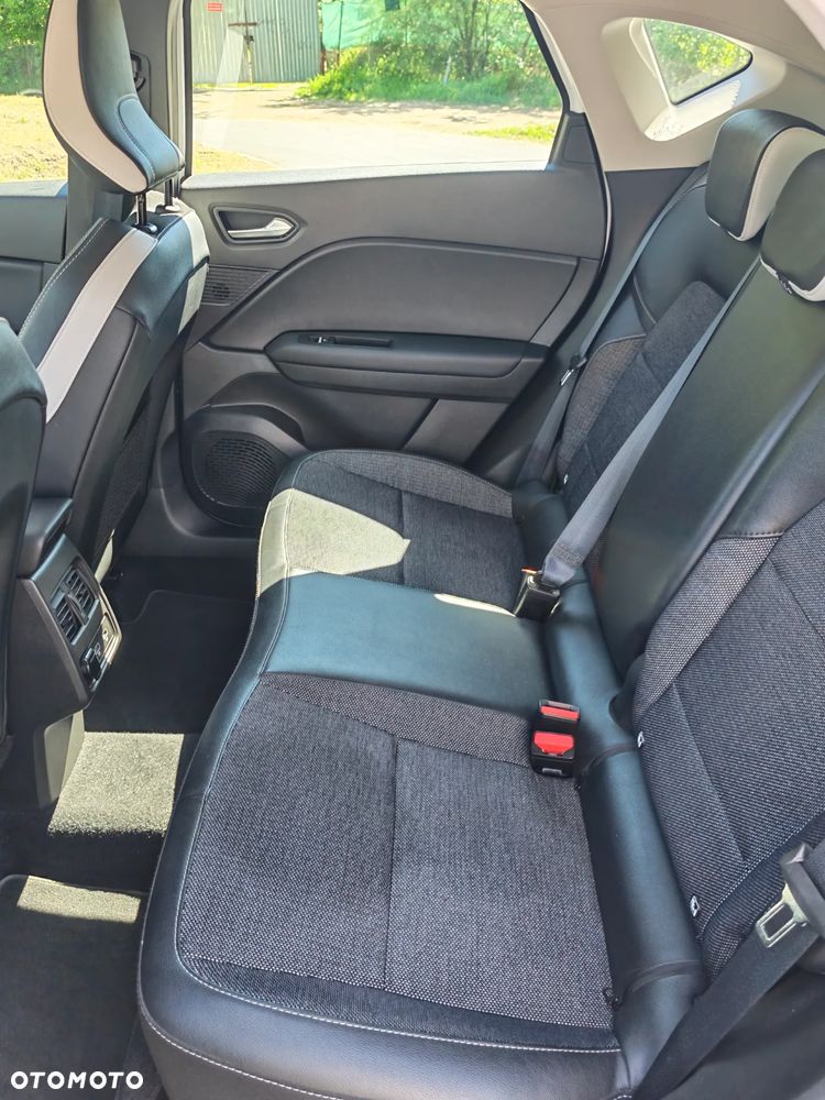 Renault Captur 1.3 TCe mHEV Techno - 12