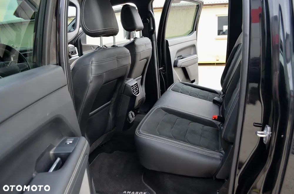 Volkswagen Amarok 3.0 V6 TDi 4MOTION Aventura - 18