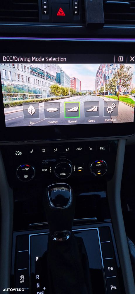 Skoda Superb 2.0 TDI DSG Laurin & Klement - 17