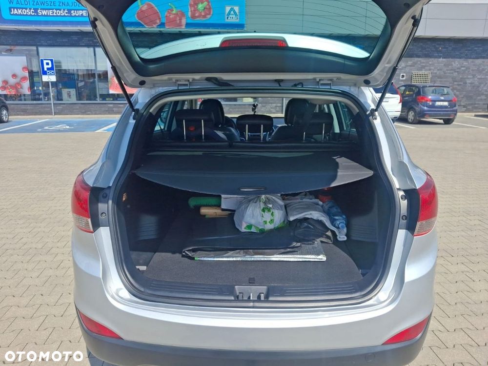 Hyundai ix35 2.0 CRDi 4WD Automatik Premium - 11