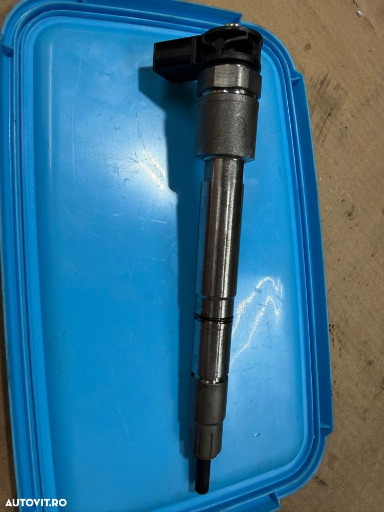 Set injectoare / injector AUDI A8, Q8, TOUAREG an 2021 cu 11.000km cod 0445110958 sau 059130278M - 3