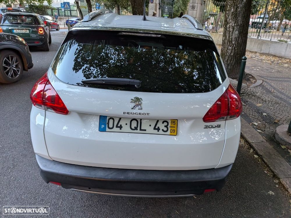 Peugeot 2008 - 9