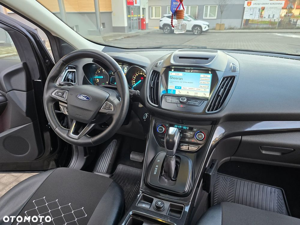 Ford Kuga 2.0 TDCi 4x4 Titanium - 15