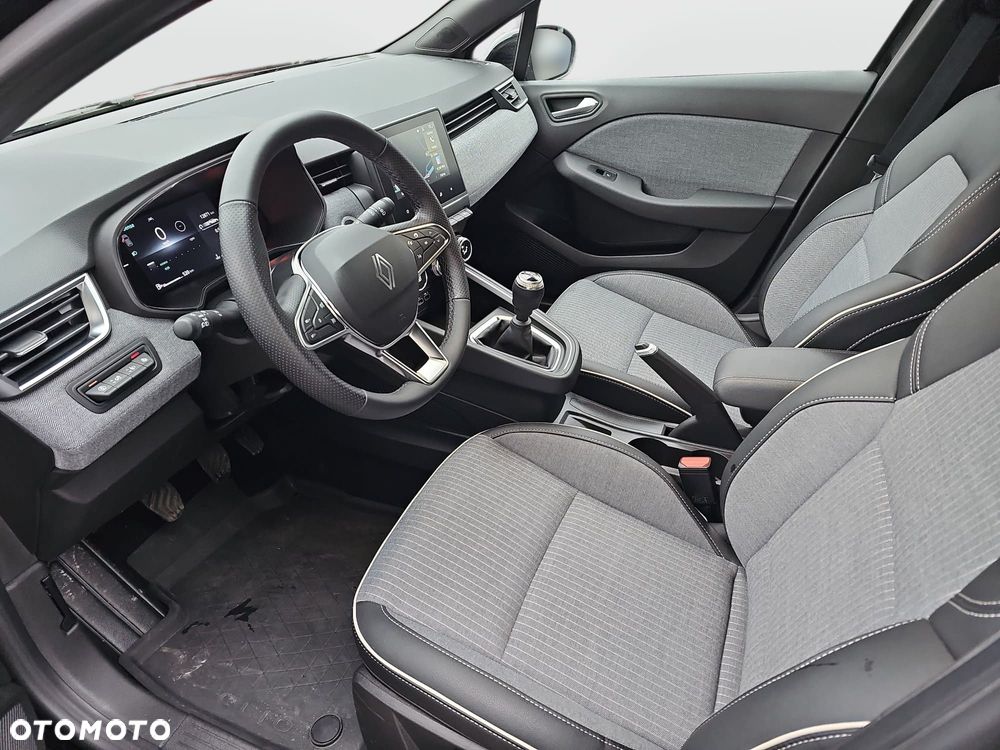 Renault Clio 1.0 TCe Techno - 10