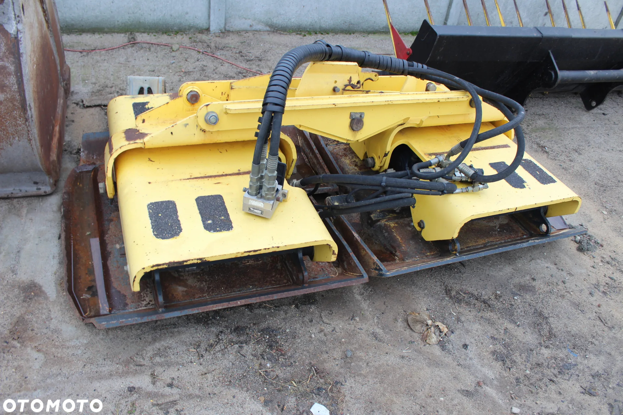 Bomag BW 213 DH - 4 - 13