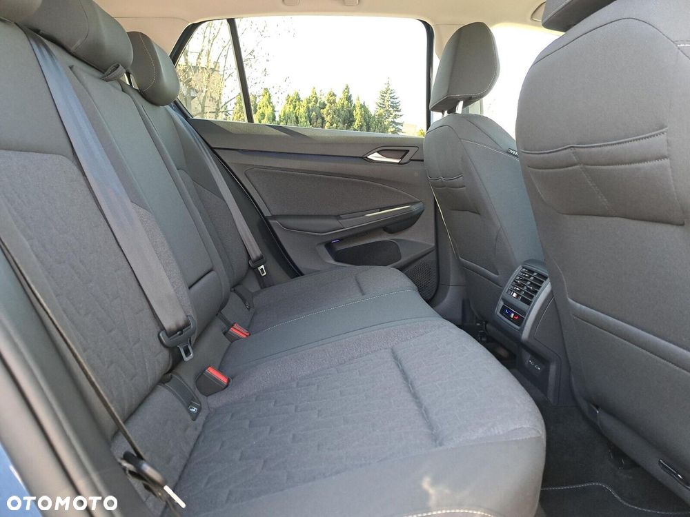 Volkswagen Golf - 20