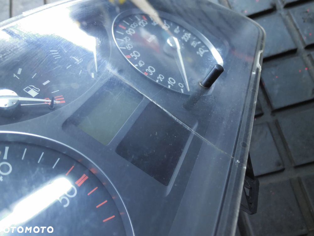 LICZNIK ZEGAR RENAULT LAGUNA II 1.9 dCi 8200218888 - 4