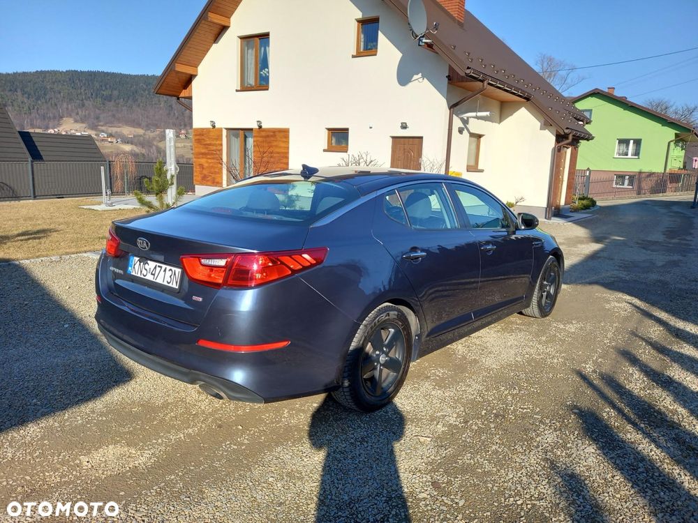 Kia Optima - 7