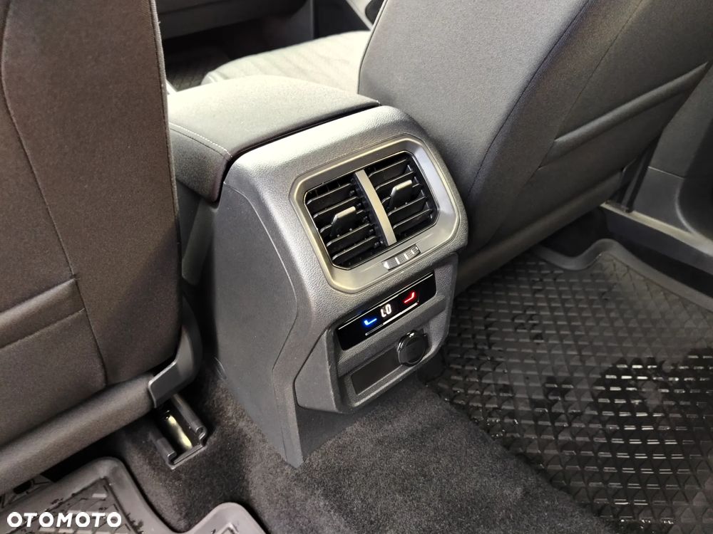 Volkswagen Tiguan Allspace 2.0 TDI Elegance DSG - 14