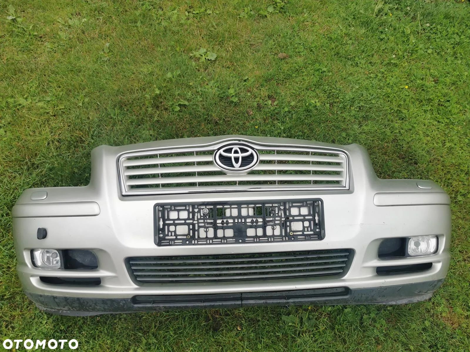 TOYOTA AVENSIS T25 ZDERZAK PRZÓD PRZEDNI SPRYSKIWACZE XENON KOMPLETNY WYSYŁKA - 1