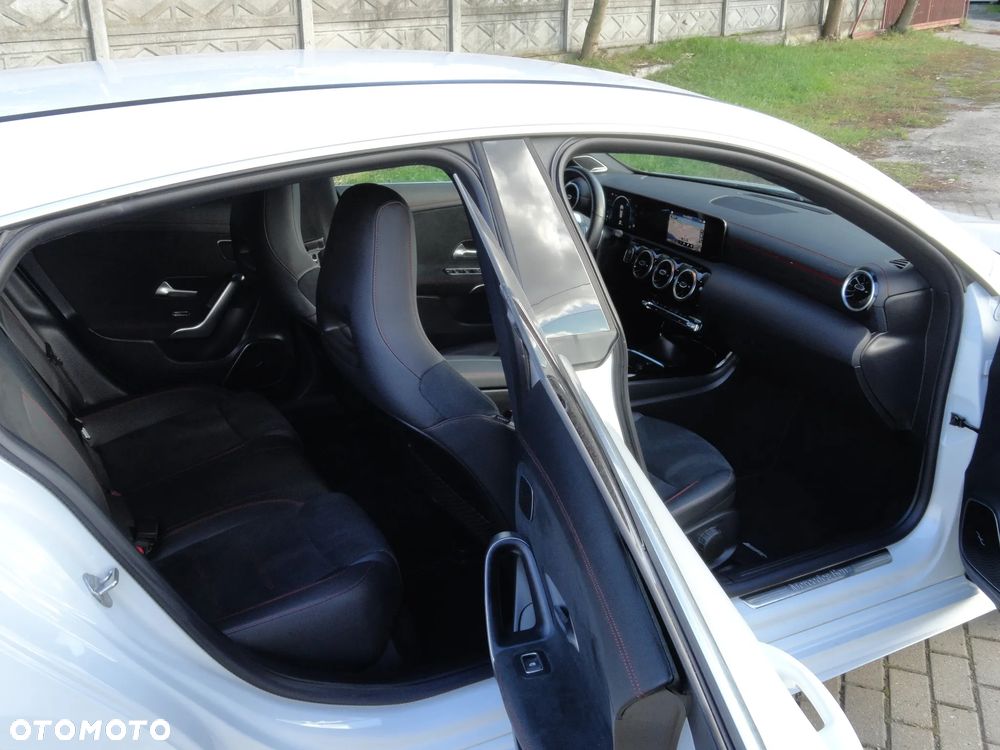 Mercedes-Benz CLA 200 d 8G-DCT AMG Line Advanced Plus - 10