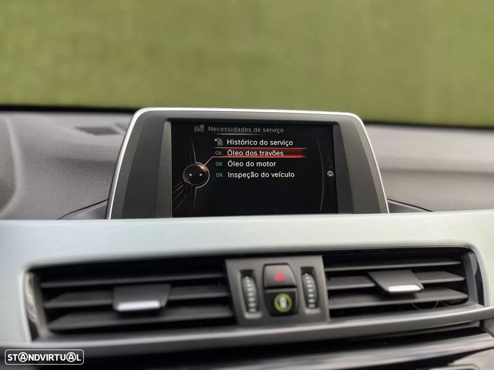 BMW X1 16 d sDrive Advantage - 14