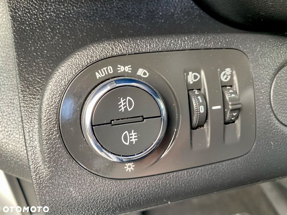 Opel Combo XL 1.2 Turbo Start/Stop Automatik Innovation - 15