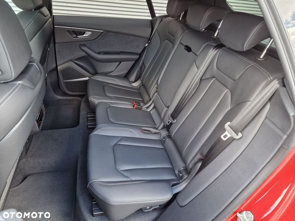 Audi Q8 - 14