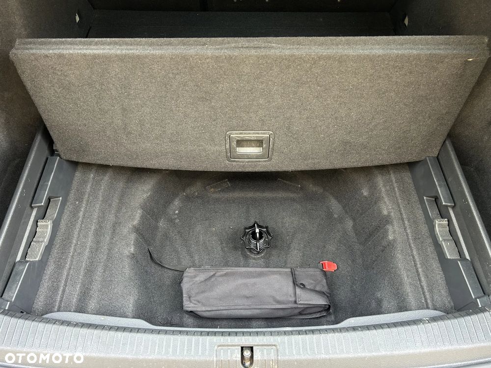 Volkswagen Golf - 18