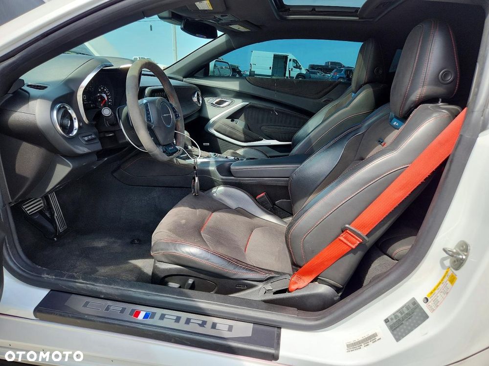 Chevrolet Camaro 6.2 V8 - 8