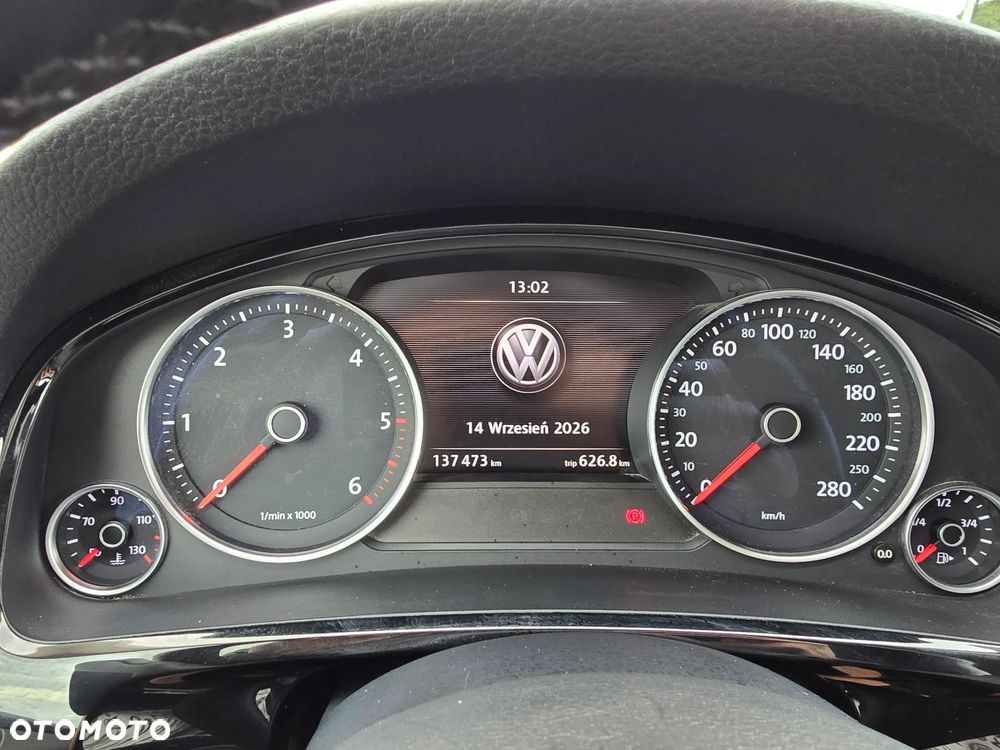 Volkswagen Touareg - 26
