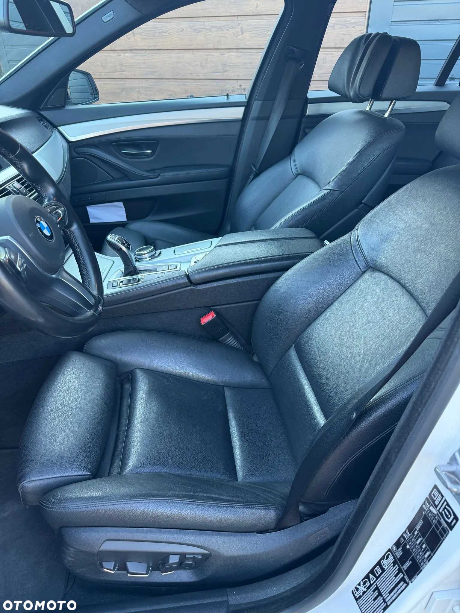 BMW Seria 5 528i xDrive Touring Sport-Aut - 17