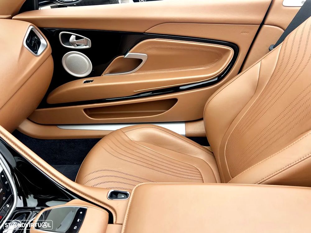 Aston Martin DB11 Coupé V8 Auto - 20