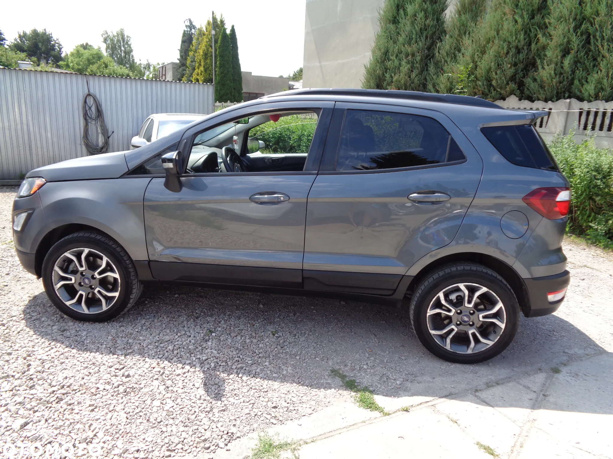 Ford EcoSport - 6