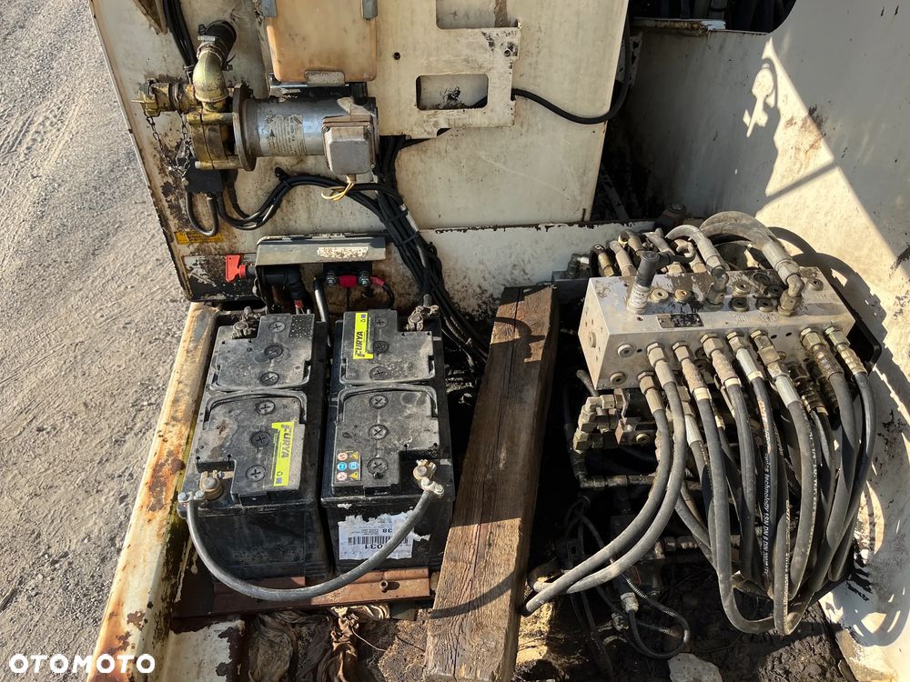 Terex TC260LC - 25