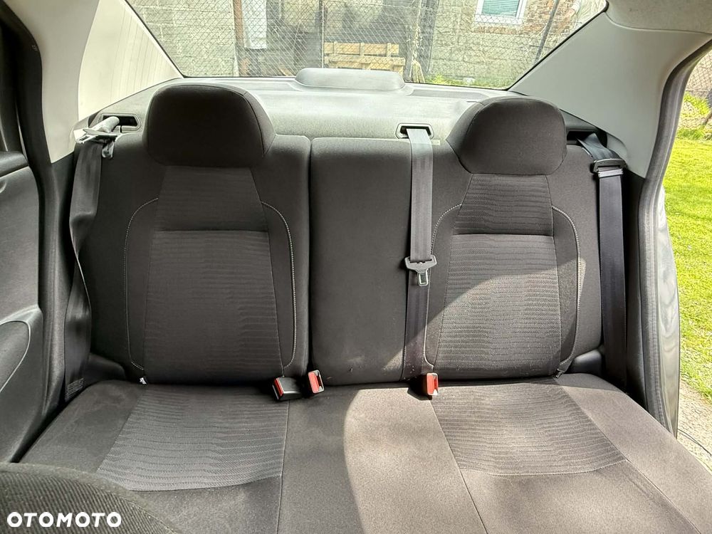Peugeot 301 1.6 VTi Active - 23