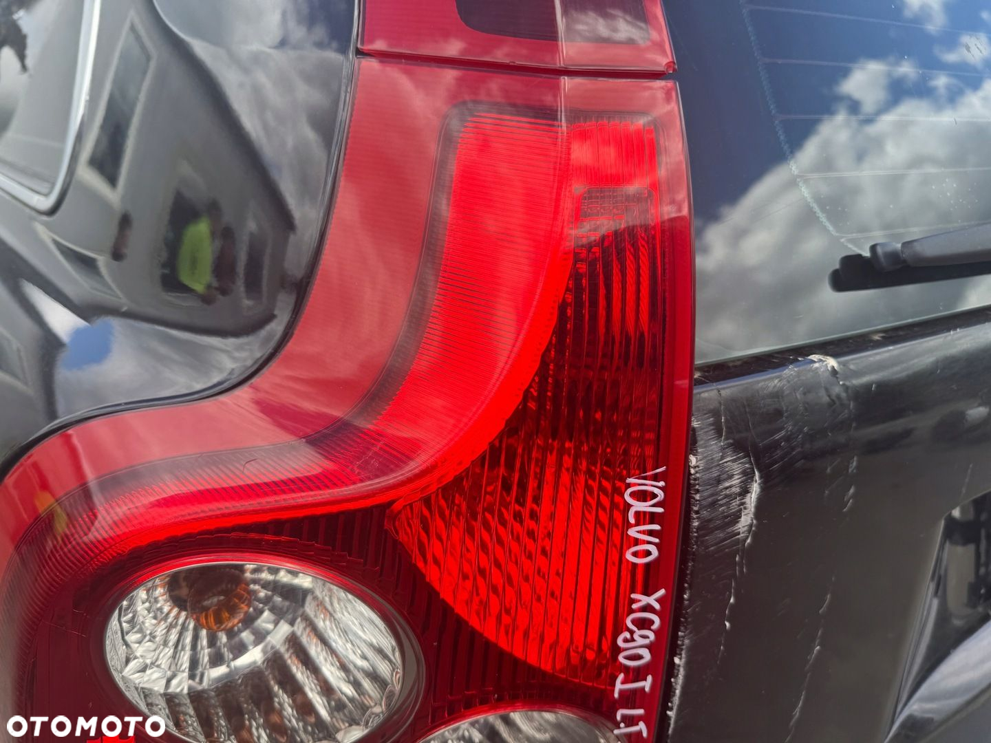 VOLVO XC90 I LAMPA LEWA TYLNA LEWY TYŁ - 11