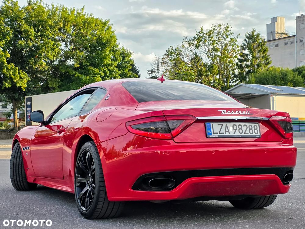 Maserati GranTurismo S Automat - 6