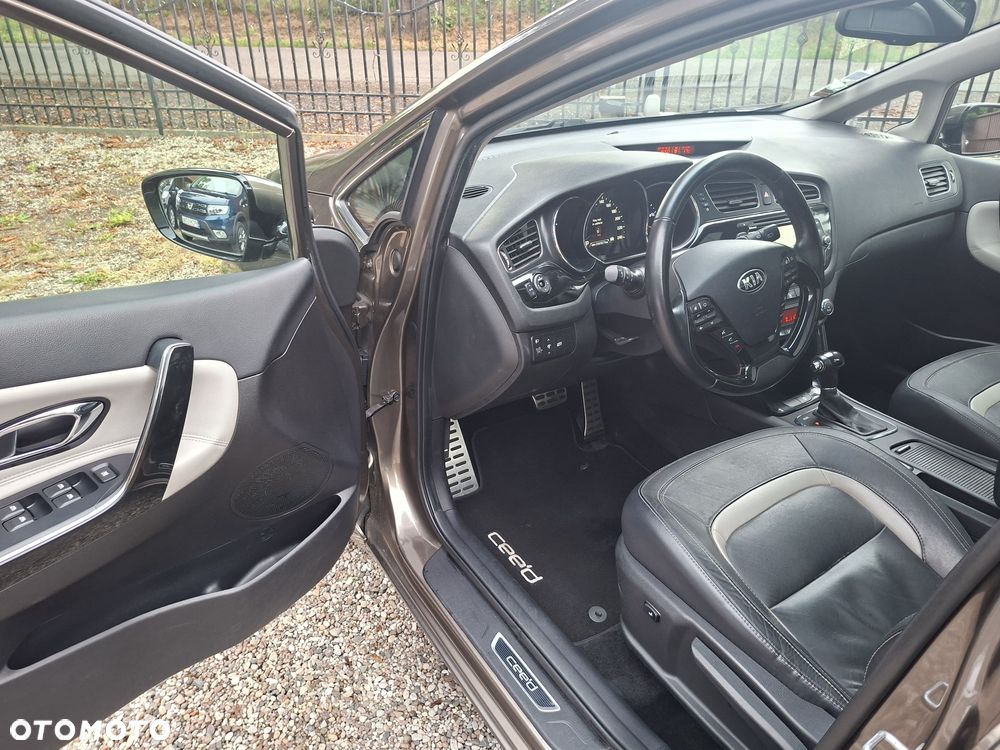 Kia Ceed 1.6 GDI DCT Platinum Edition - 10