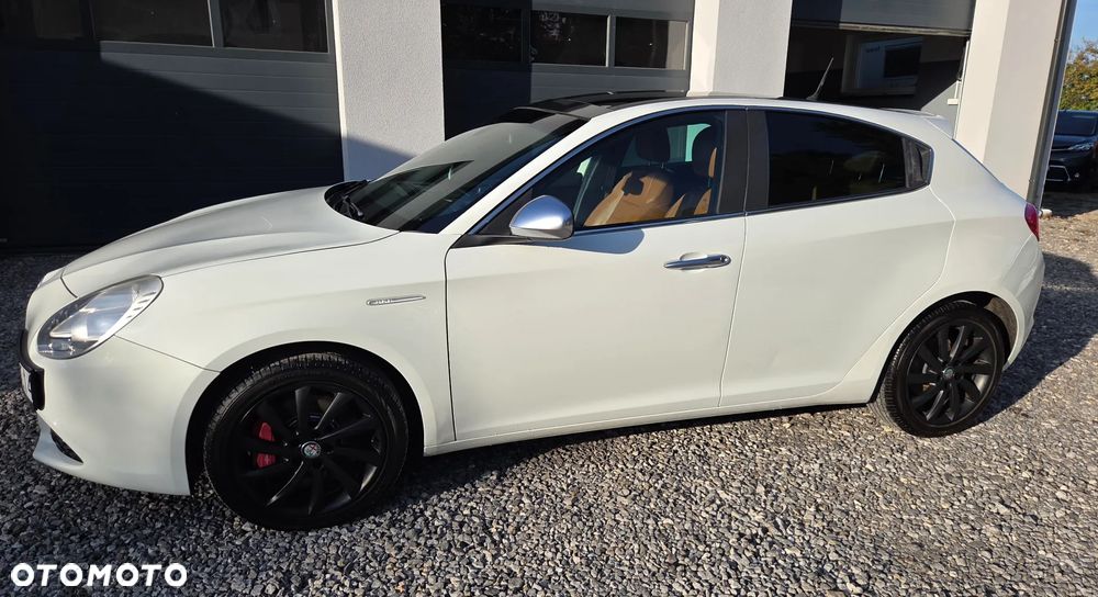 Alfa Romeo Giulietta 1.6 JTDM Distinctive - 9