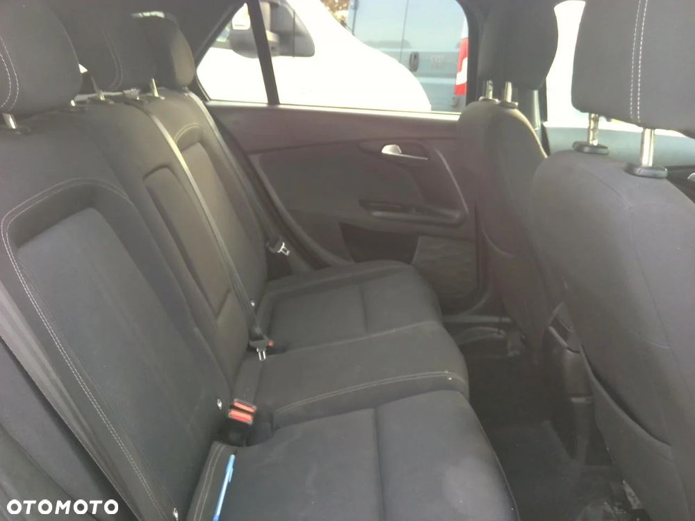 Fiat Tipo 1.4 T-Jet 16v S-Design - 9