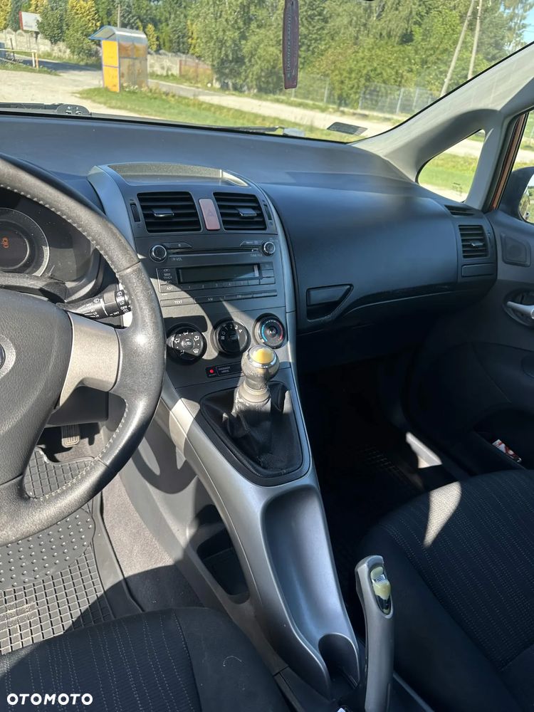 Toyota Auris 1.4 VVT-i Terra - 12