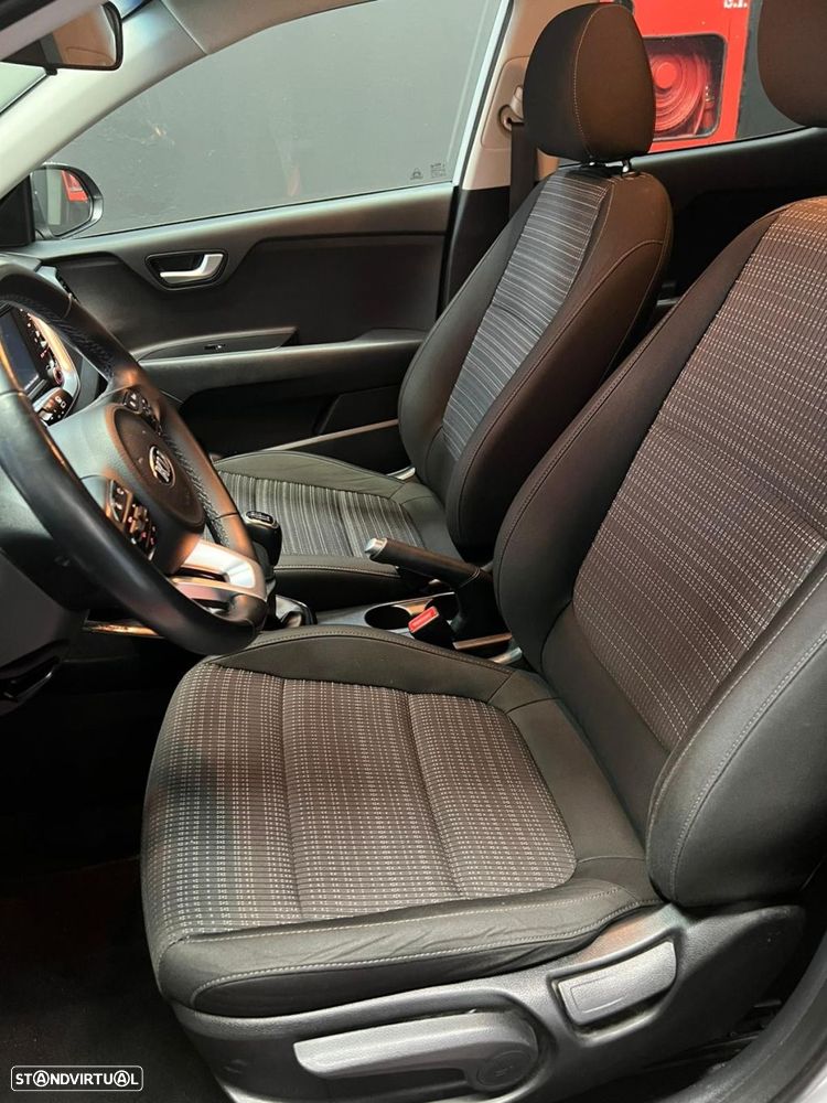 Kia Stonic 1.0 T-GDI EX - 7